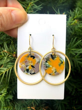 Load image into Gallery viewer, Mango Acrylic Circle Chandelier Earring