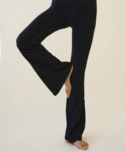 Load image into Gallery viewer, Bamboo Cotton Bell Shape Leggings