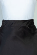 Load image into Gallery viewer, High Waisted Solid Woven Skirt