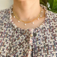 Load image into Gallery viewer, Pearl Drop Herringbone Chain Necklace