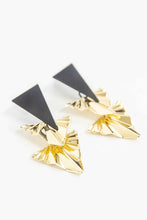 Load image into Gallery viewer, Ruffled Gold Drop Earrings