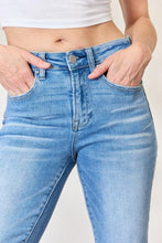 Load image into Gallery viewer, RISEN Full Size Mid Rise Skinny Jeans